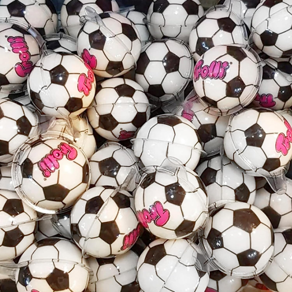 Trolli Super Kick Football 3D Candy - 60 Count