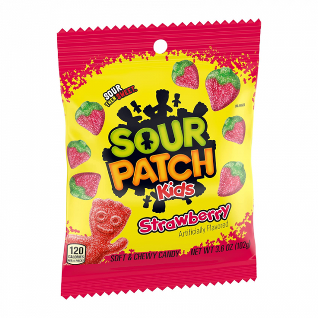 Sour Patch Kids Strawberry Peg Bag 102g - 12 Count
